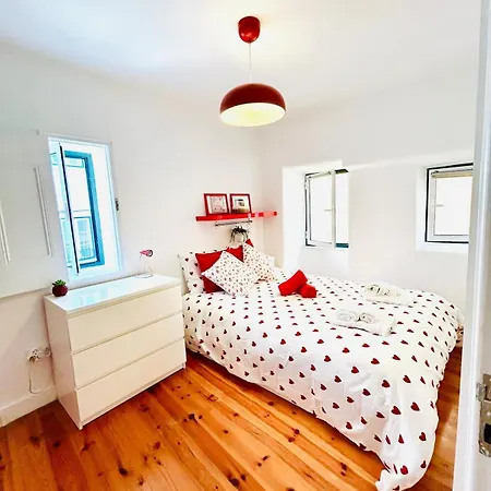 Charming Historic Duplex * Lisbon